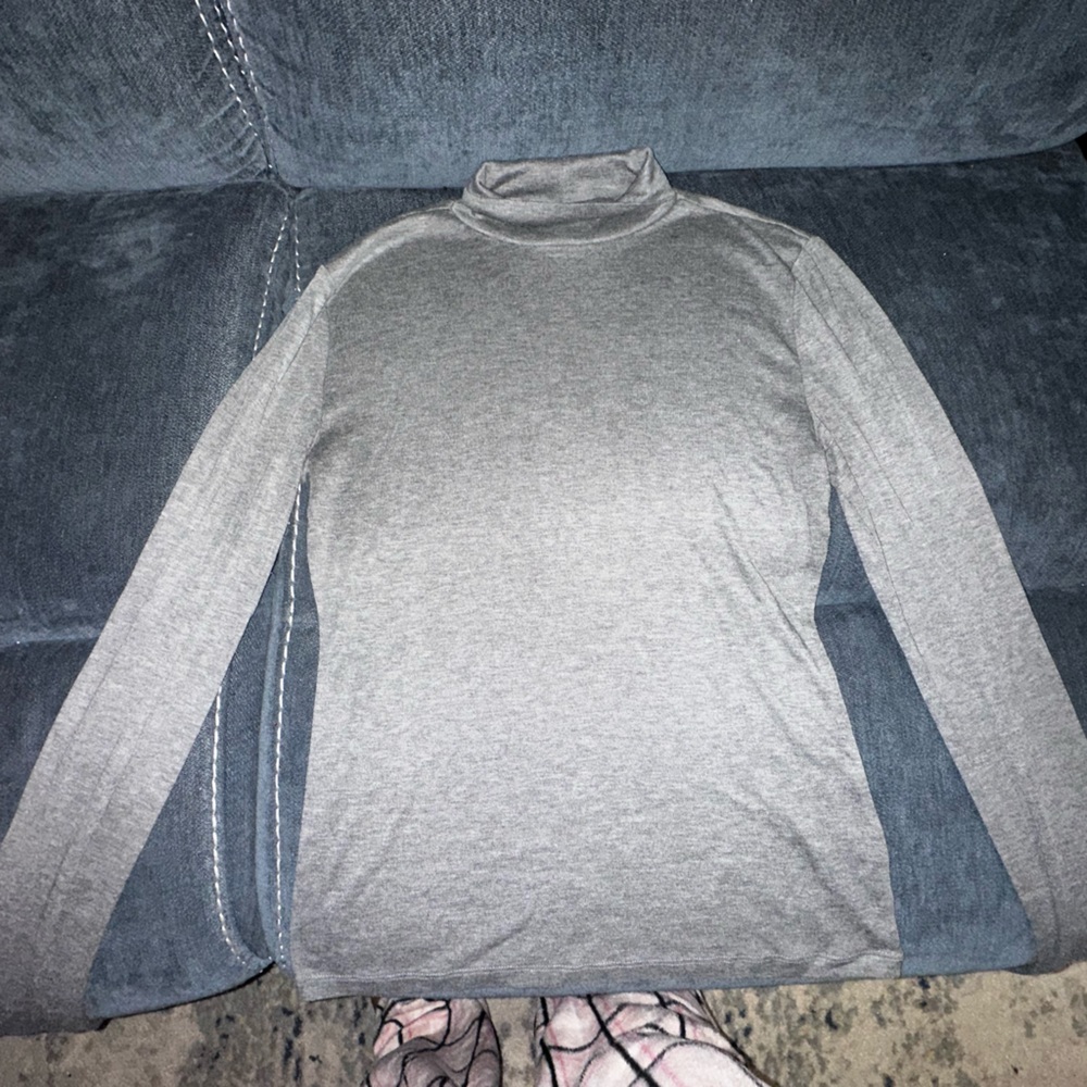 Gray Long Sleeve Turtleneck Top